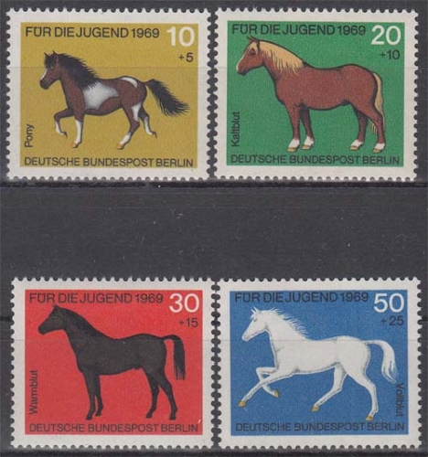Berlin 326/29 **