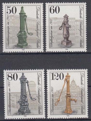 Berlin MiNr. 689/92 **