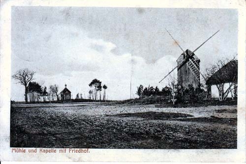 AK Mühle und Kapelle mit Friedhof, gelaufen