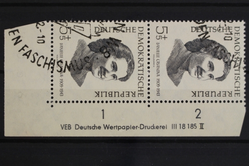 DDR, MiNr. 881, senkr. Paar, Ecke re. unten, DV II, gestempelt