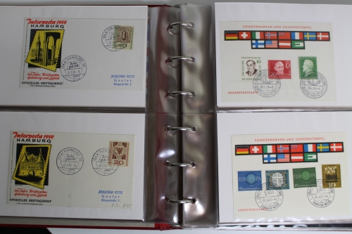 Briefmarken-Album mit Belegen, Blockausgaben, FDC usw.