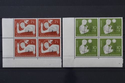 Deutschland, MiNr. 232-233, Viererblöcke, Ränder gefaltet, postfrisch