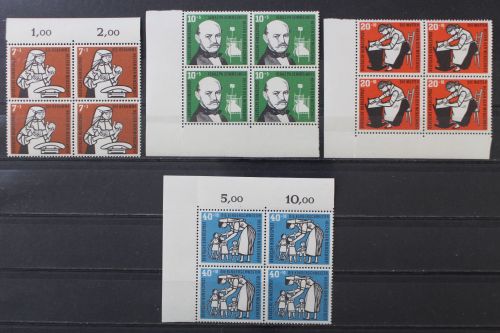 Deutschland, MiNr. 243-246, Viererblöcke, Ränder gefaltet, postfrisch