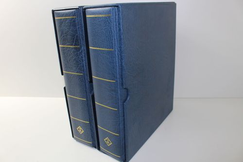 Leuchtturm Vario, 2 blaue Ringbinder mit Kassetten