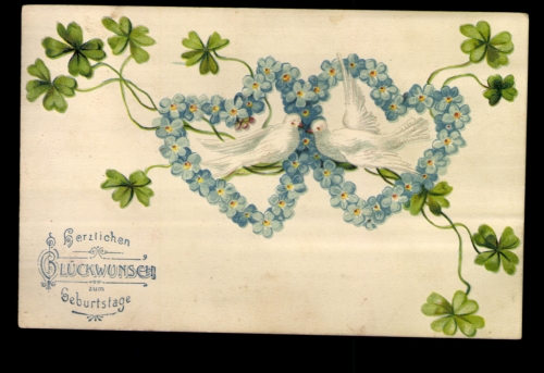 Glückwunsch zum Geburtstag, 2 Blumenherzen u. weiße Tauben, Prägekarte