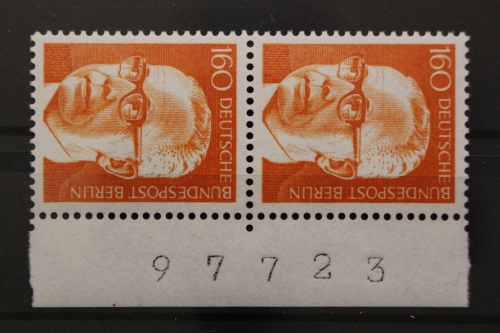 Berlin, MiNr. 396, senkr. Paar, Rand mit BZN, postfrisch