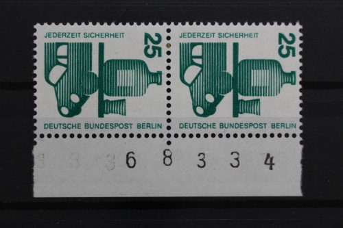 Berlin, MiNr. 405 A, senkrechtes Paar, Rand mit BZN, postfrisch