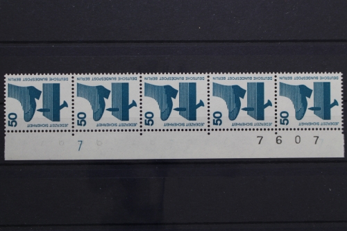 Berlin, MiNr. 408, senkr. 5er Streifen, Rand mit DZ 7, postfrisch