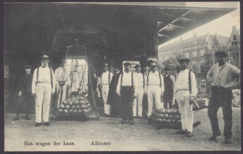 Alkmaar, Männer beim Käsewiegen