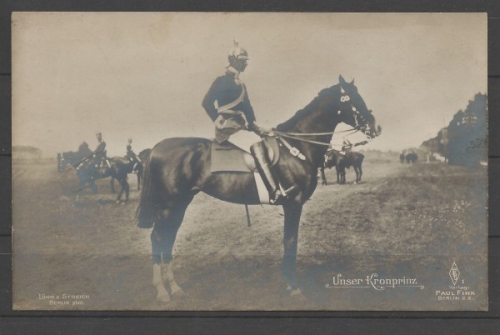 Unser Kronprinz mit Pickelhaube, auf Pferd