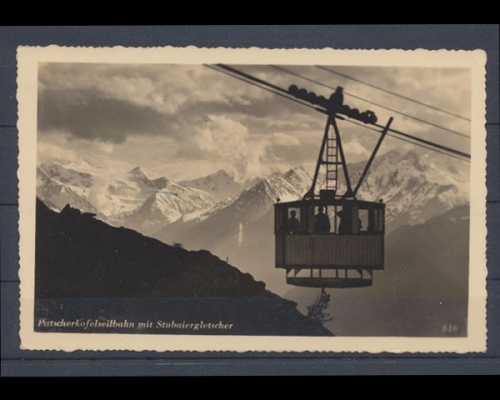 Patscherkofel, Patscherkofelseilbahn mit Stubaiergletscher