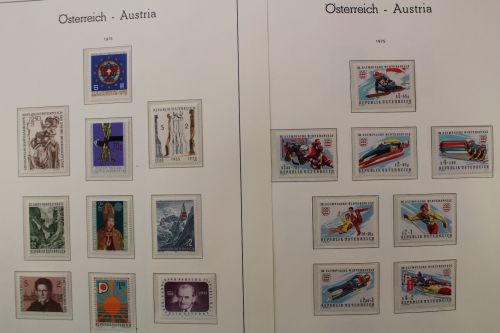 Österreich 1975-1989, postfrische Sammlung auf Leuchtturm Blättern