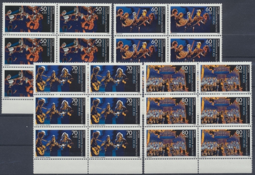 Berlin, MiNr. 807-810, 6er Bogenteile, Unterränder, postfrisch