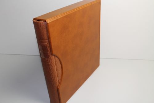 Lindner, brauner Ringbinder incl. Kassette mit Griffmulde, 18-Ring-Mechanik