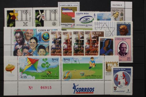 Costa Rica, postfrische Partie mit 22 Briefmarken