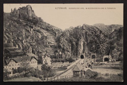 Altenahr, Burgruine Are, Winzerverein, drei Tunnel