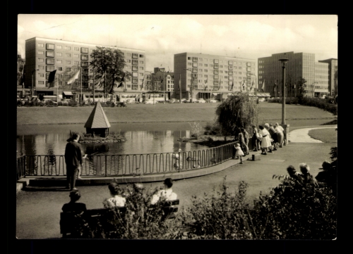 Leipzig, Georgiring mit Schwanenteich