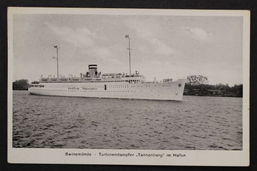 Swinemünde, Turbinendampfer "Tannenberg" im Hafen