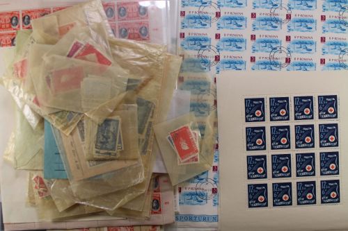 Nachlaß-Posten Ausland, Bögen, Bogenteile, Material in Tüten ect.