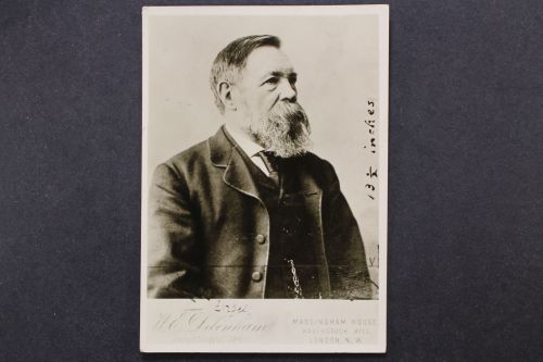 Friedrich Engels nach einem Original im Karl-Marx-Haus, Trier