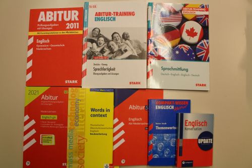 Schulbücher Oberstufe / Abitur. Thema: Englisch, 8 Ausgaben