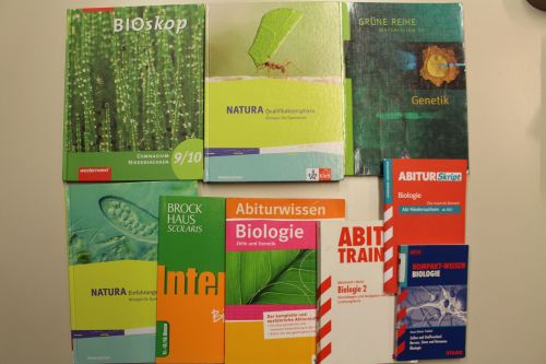 Schulbücher Oberstufe / Abitur. Thema: Biologie, 9 Ausgaben