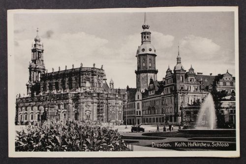 Dresden, Katholische Hofkirche und Schloss
