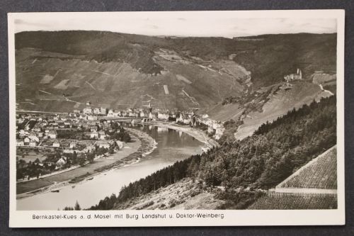 Bernkastel-Kues, Mosel, Ort mit Burg Landshut u. Doktor-Weinberg