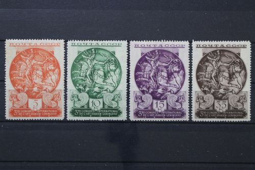 Sowjetunion, MiNr. 528-531 X, Falz