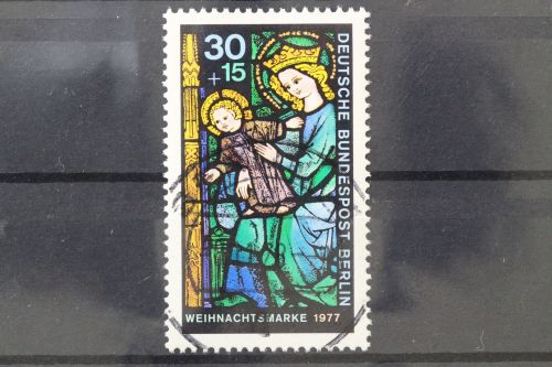 Berlin, MiNr. 560 zentrisch Berlin, gestempelt