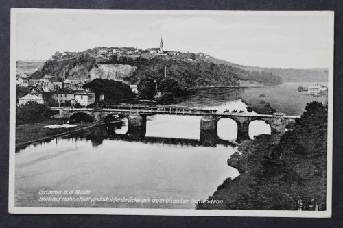 Grimma, Blick auf Hohnstädt, Muldenbrücke mit ausreitender Schwadron