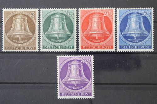 Berlin, MiNr. 101-105, Falz
