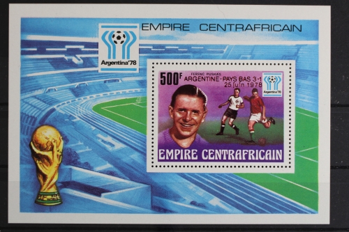 Zentralafrik. Republik, Fußball, MiNr. Block 48, rot, postfrisch