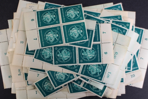 Deutsches Reich, MiNr. 896, über 240 Marken, postfrisch