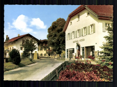 Au am Wendelstein, Strassenansicht mit Kaufhaus Wieser