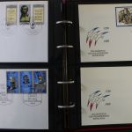 DDR, Ersttagsbriefe, Belege und Ganzsachen in 4 Alben