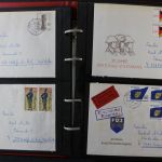 DDR, Ersttagsbriefe, Belege und Ganzsachen in 4 Alben