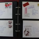 DDR, Ersttagsbriefe, Belege und Ganzsachen in 4 Alben