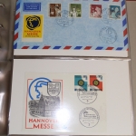 Briefmarken-Album mit Belegen, Blockausgaben, FDC usw.