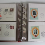 Briefmarken-Album mit Belegen, Blockausgaben, FDC usw.