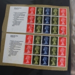 Briefmarken-Album mit Belegen, Blockausgaben, FDC usw.
