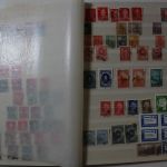 Briefmarken Posten, 12 Alben mit Marken aus vielen Ländern