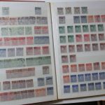 Briefmarken Posten, 12 Alben mit Marken aus vielen Ländern