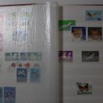 Briefmarken Posten, 12 Alben mit Marken aus vielen Ländern