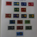 Briefmarken Posten, 13 Alben mit Marken aus vielen Ländern