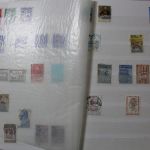 Briefmarken Posten, 13 Alben mit Marken aus vielen Ländern