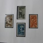 Briefmarken Deutschland Posten in 12 Alben + einige Mappen