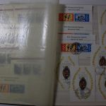 Briefmarken Deutschland Posten in 12 Alben + einige Mappen