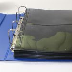 Leuchtturm, OPTIMA G, blauer Ringbinder GIGANT mit Kassette + 50 Kunststoffhüllen