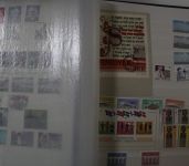 Briefmarken Europa & Übersee Posten im Umzugskarton, Karton XXX